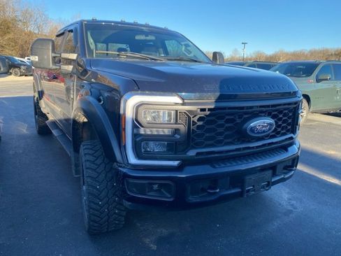 Used 2023 Ford F250 XL w/ STX Appearance Package image 3