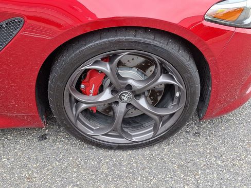 Used 2023 Alfa Romeo Giulia Quadrifoglio w/ Active Assist Plus Package image 8