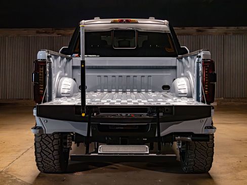 Used 2026 Ford F250 King Ranch w/ Chrome Package image 9