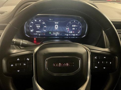Used 2023 GMC Yukon SLT image 24