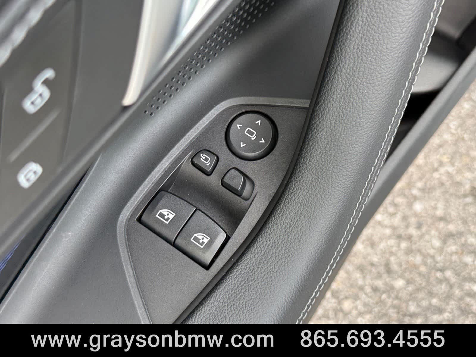 Used 2026 BMW M2 w/ Lighting Package RWD image 18