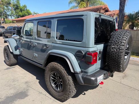 Used 2026 Jeep Wrangler Unlimited Rubicon AWD/4WD image 12