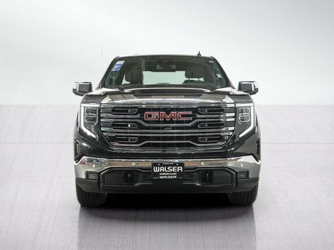 Used 2023 GMC Sierra 1500 SLT w/ SLT Premium Plus Package AWD/4WD image 8