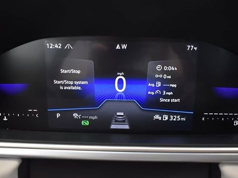 Used 2025 Volkswagen Taos SE AWD/4WD image 25