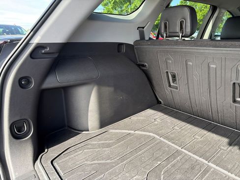 Used 2020 GMC Terrain SLE w/ Driver Convenience Package FWD image 11