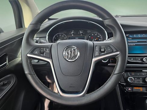 Used 2018 Buick Encore Preferred image 27