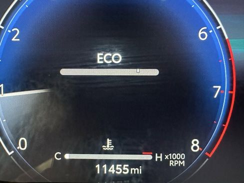 Used 2025 Toyota Grand Highlander AWD image 24