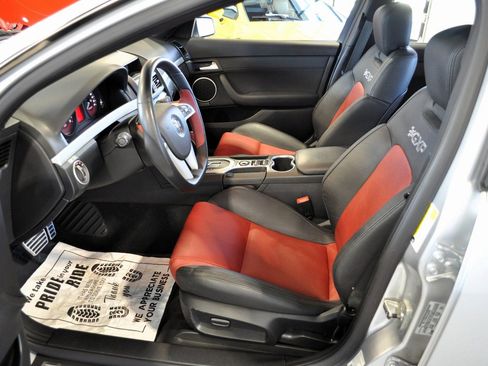 Used 2009 Pontiac G8 GXP RWD image 20