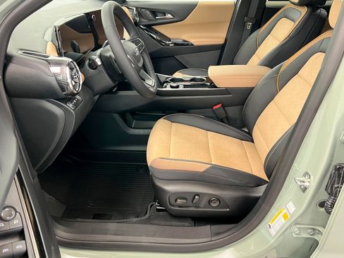 New 2026 Chevrolet Equinox ACTIV w/ Convenience Package III image 18