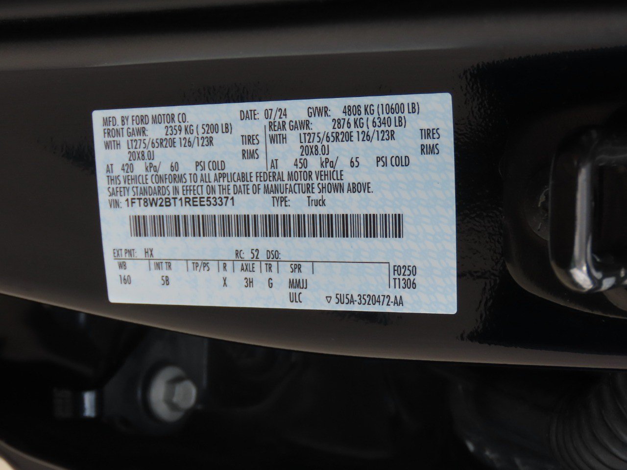 Used 2024 Ford F250 Lariat w/ Lariat Ultimate Package AWD/4WD image 33
