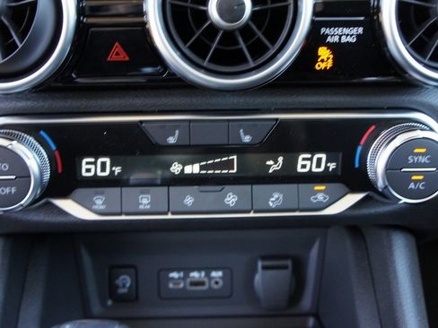 Certified 2024 Nissan Sentra SR image 18