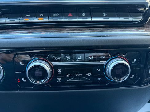 Used 2024 GMC Sierra 1500 Elevation w/ X31 Off-Road Package image 11