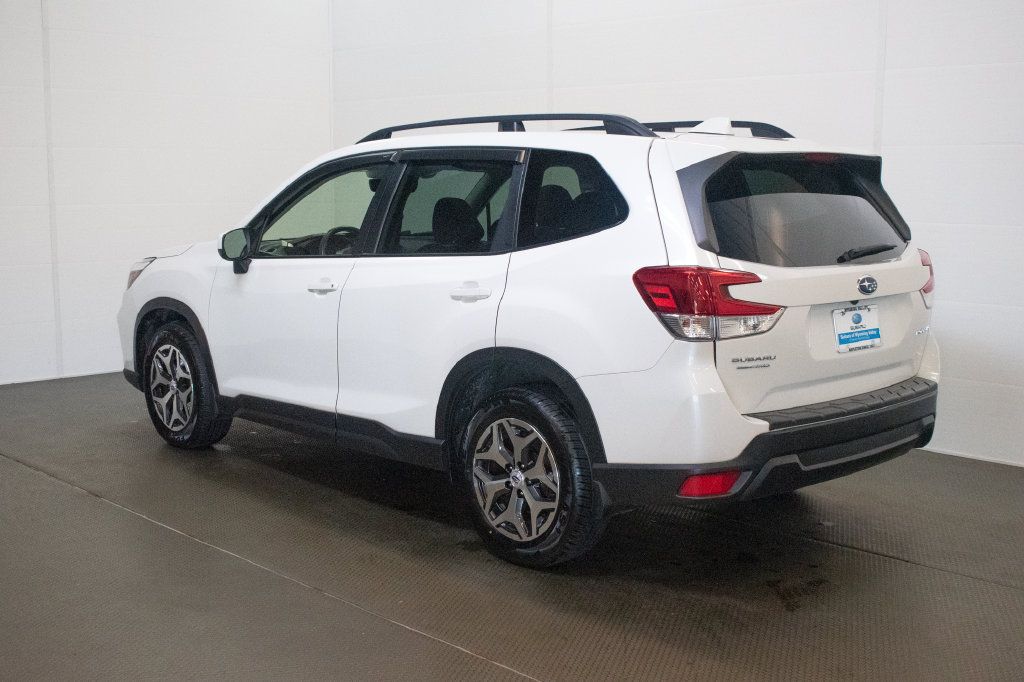 Used 2021 Subaru Forester Premium AWD/4WD image 6