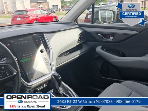 Used 2025 Subaru Outback Premium AWD/4WD image 17