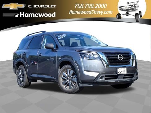 Used 2025 Nissan Pathfinder SV AWD/4WD image 1