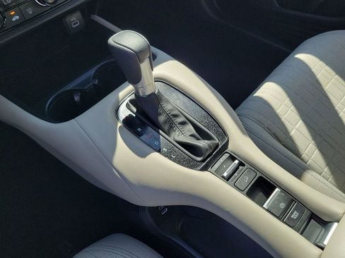 Used 2024 Honda HR-V LX image 15