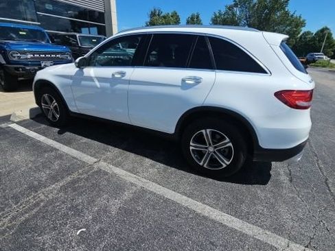Used 2016 Mercedes-Benz GLC 300 4MATIC image 3