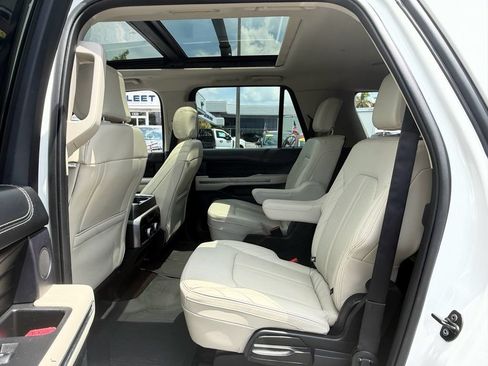 Used 2021 Ford Expedition Max Platinum RWD image 12