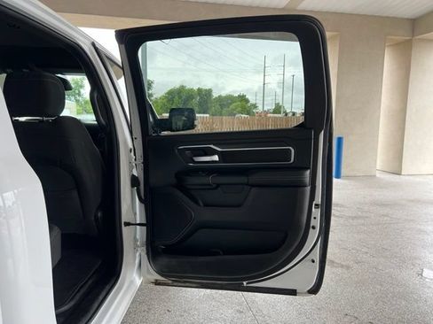 Used 2025 RAM 1500 Big Horn AWD/4WD image 16