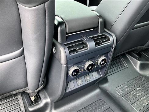 Certified 2025 Land Rover Defender 110 S AWD/4WD image 34