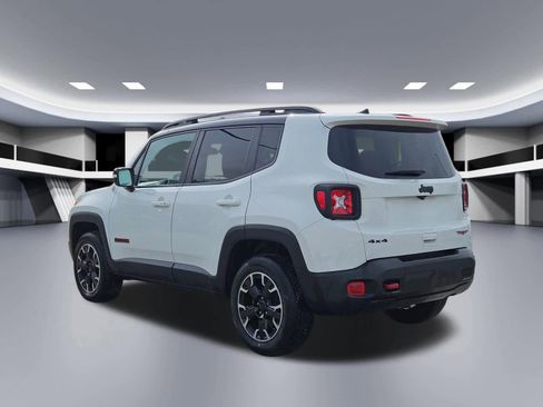 Used 2023 Jeep Renegade Trailhawk image 4