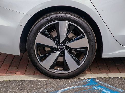 Used 2025 Audi A5 2.0T Premium w/ Convenience Package image 10