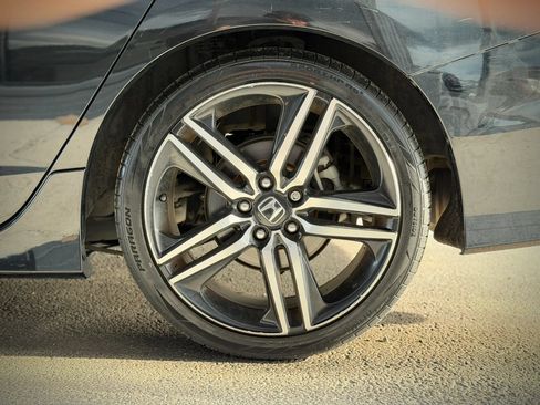 Used 2016 Honda Accord Sport image 21