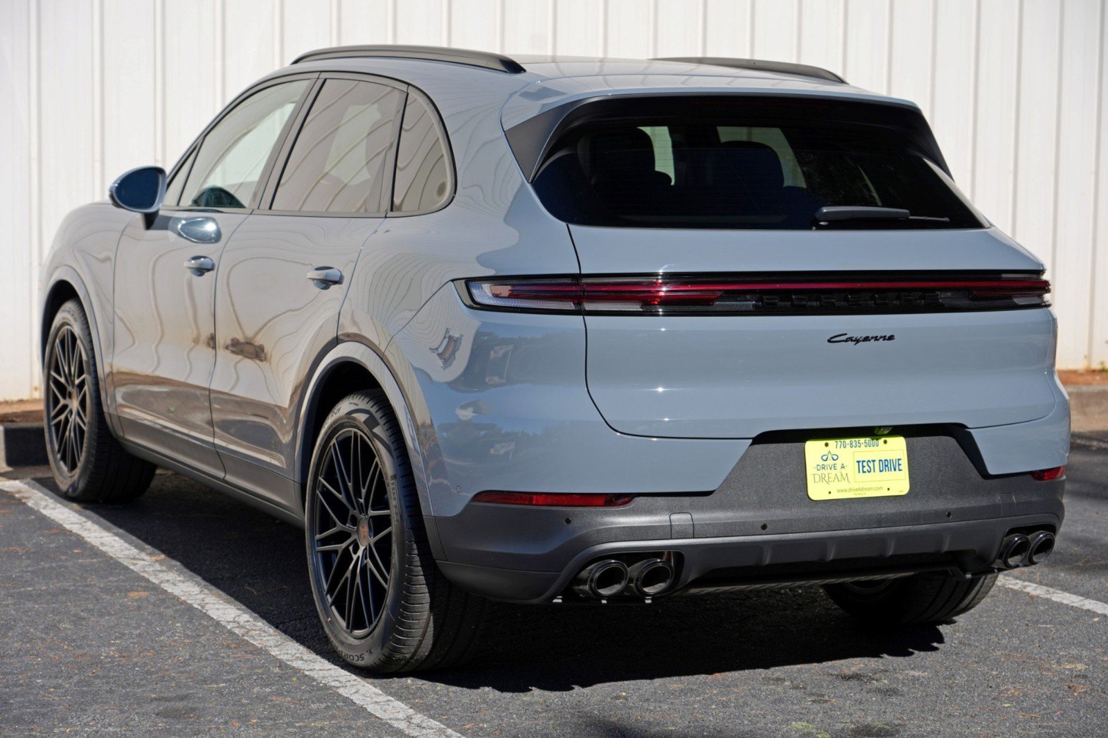 Used 2026 Porsche Cayenne AWD/4WD image 53