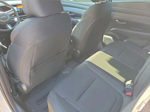 New 2026 Hyundai Tucson Blue SE image 12