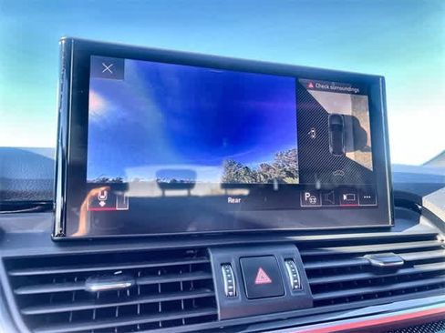 Used 2024 Audi SQ5 Prestige image 26