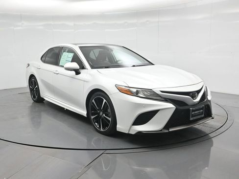 Used 2019 Toyota Camry XSE image 54