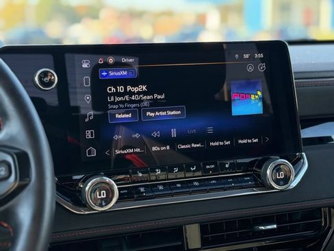 Used 2024 Chevrolet Colorado Z71 w/ Z71 Convenience Package 2 image 29