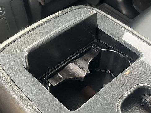 Used 2021 Nissan Armada SL w/ Midnight Edition Package RWD image 20