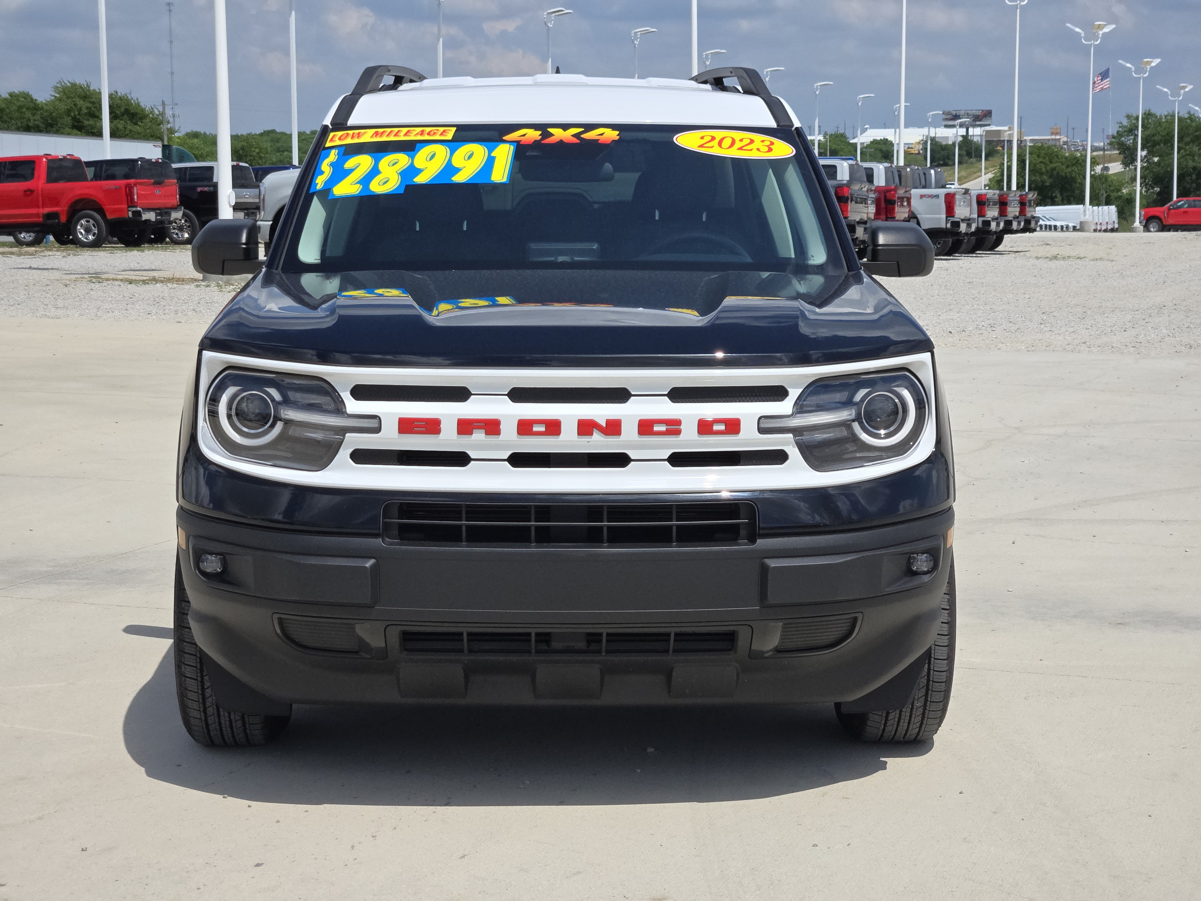 Used 2023 Ford Bronco Sport Heritage AWD/4WD image 2