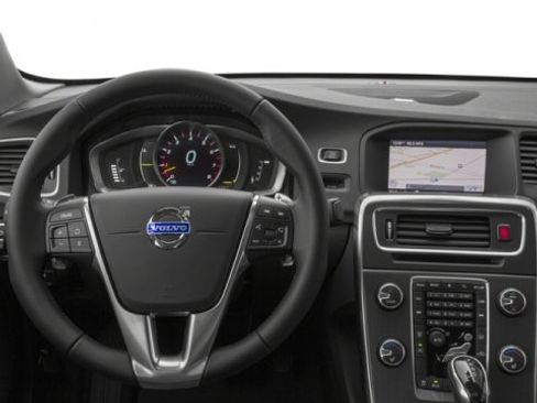 Used 2015 Volvo S60 T5 Premier w/ Convenience Package image 6