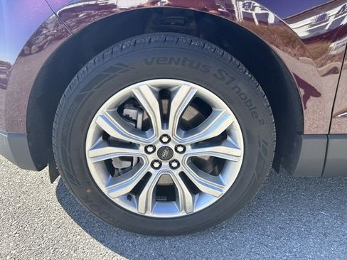 Used 2024 Ford Edge Titanium image 13