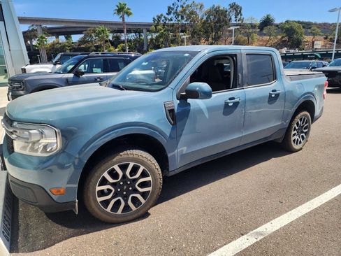 Used 2022 Ford Maverick Lariat w/ Lariat Luxury Package FWD image 2