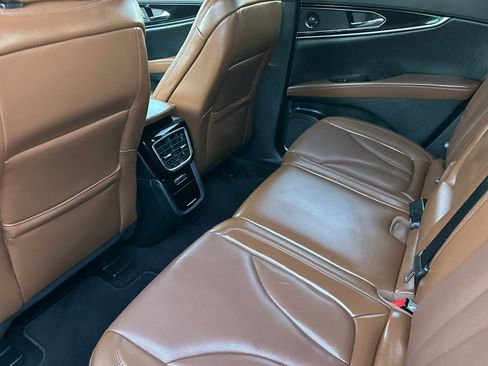 Used 2023 Lincoln Nautilus Reserve w/ Luxury Package image 11