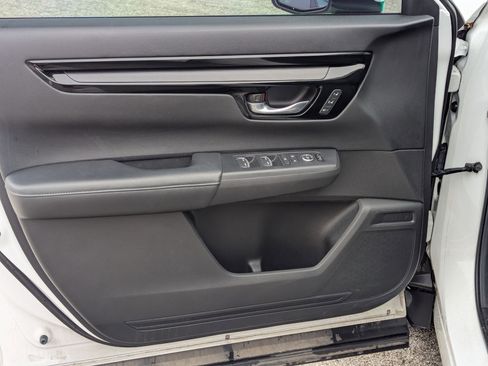 Used 2023 Honda CR-V EX-L image 11