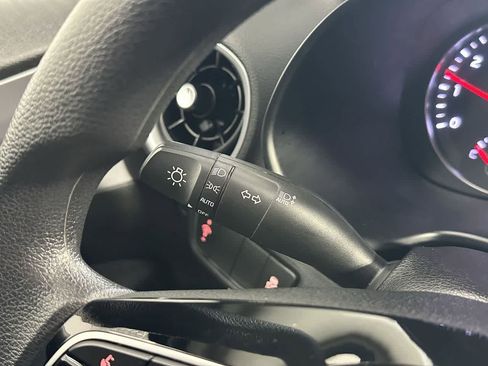 Used 2024 Kia Forte LXS image 16