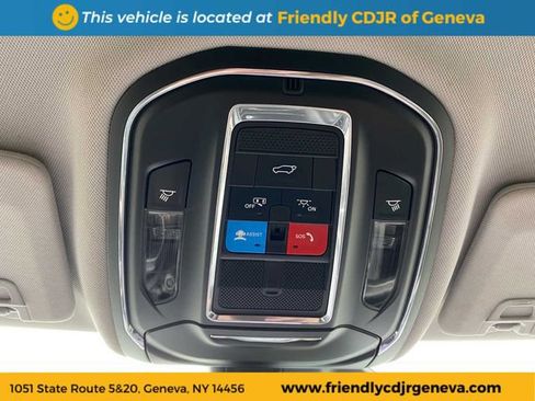 Used 2023 Jeep Grand Cherokee L Limited w/ Black Appearance Package AWD/4WD image 20