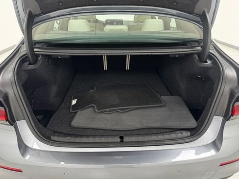 Used 2022 BMW 540i xDrive w/ Premium Package image 36