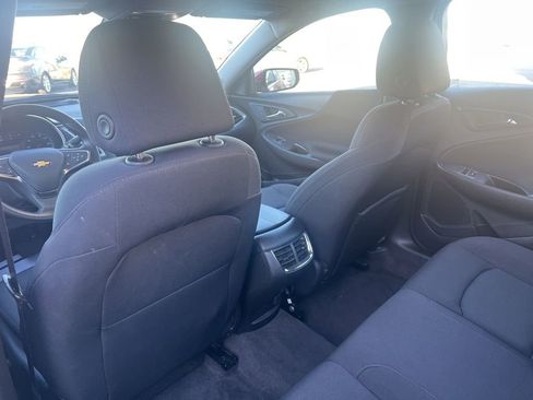 Used 2024 Chevrolet Malibu LT FWD image 15