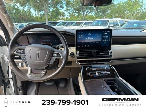 Certified 2023 Lincoln Navigator Reserve AWD/4WD image 14