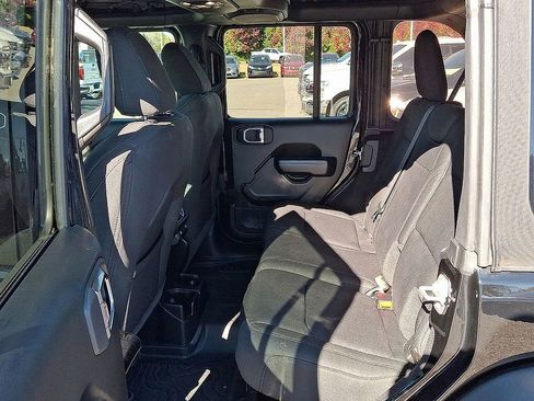 Used 2021 Jeep Wrangler Unlimited Willys image 8