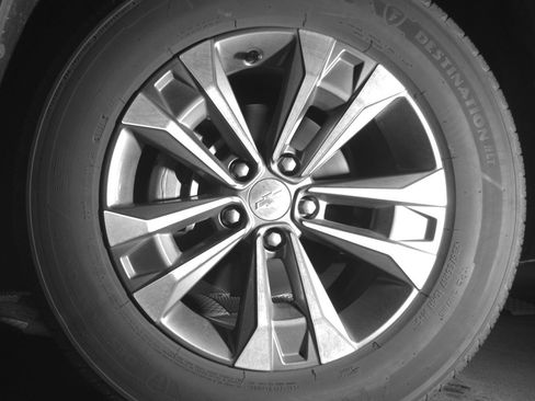 Used 2025 Chevrolet Equinox LT image 12