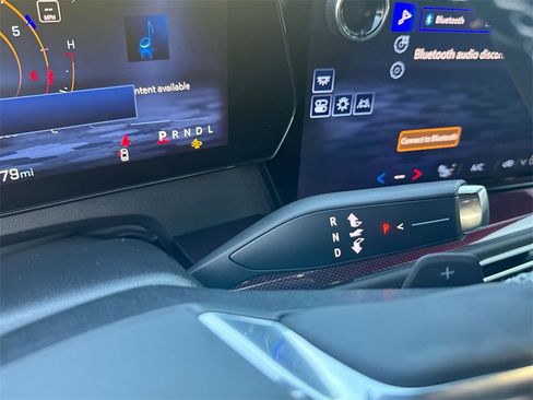 Used 2024 Chevrolet Traverse Z71 w/ LPO, Floor Liner Package image 23