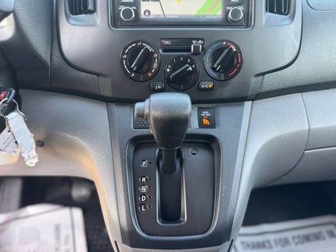 Used 2017 Nissan NV200 SV w/ Technology Package FWD image 18