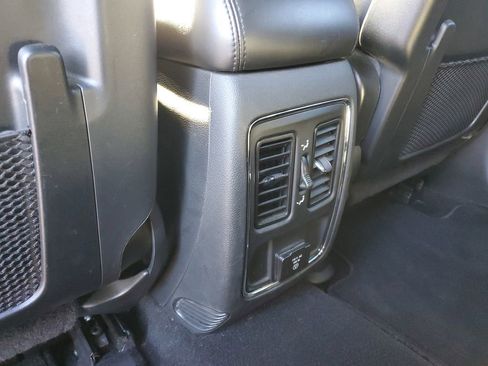 Used 2020 Jeep Grand Cherokee Altitude image 29