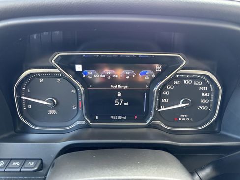Used 2021 GMC Sierra 2500 AT4 w/ AT4 Premium Plus Package AWD/4WD image 39